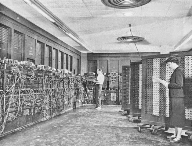 ENIAC (Electric Numerical Integrator And Calculator)