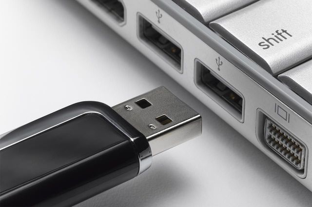 primera decada del siglo XXI: USB