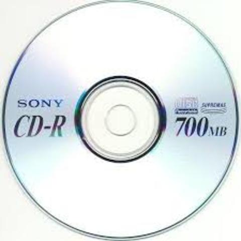 CD 700