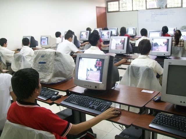 mi primer clase de imformatica