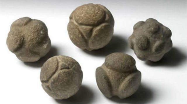 PIEDRAS TALLADAS