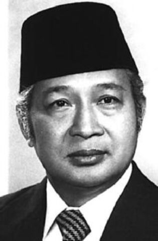 President Suharto resigns