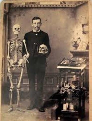 puesto de medico en las minas