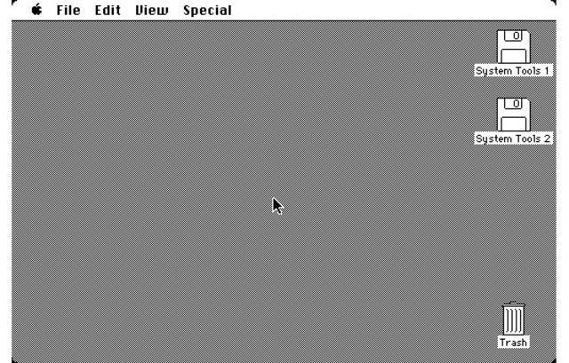 MACINTOSH II & MAC OS develops further.