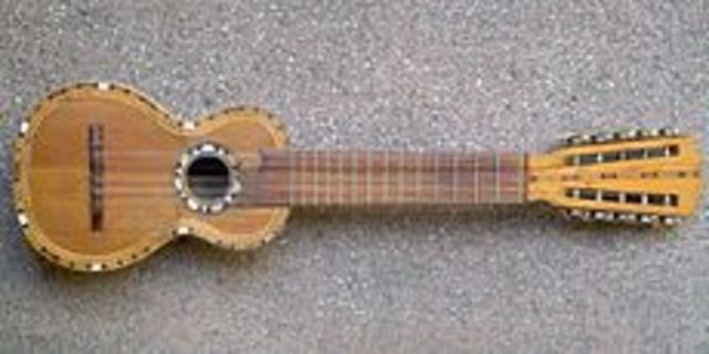 Invenzione del charango