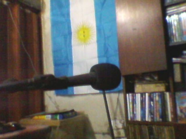 LA ENSEÑA PATRIA LLEGO A LA RADIO!