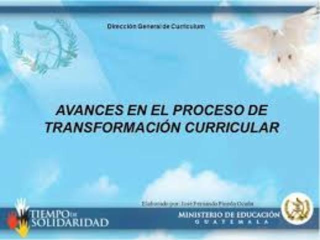 TRANSFORMACIÓN CURRICULAR