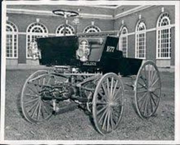 First "Safe and Practical" Oil Engine