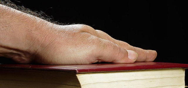 Decreto No. 677, 26 de abril 1995