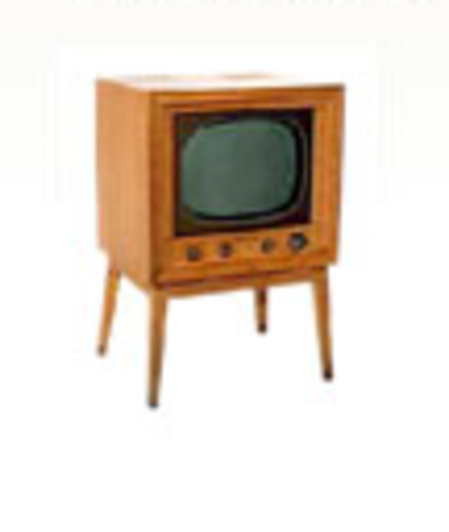 Primera TV con pantalla LCD a B/N