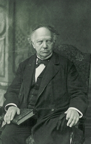 e es trascendental (Hermite)