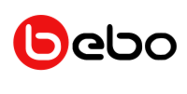 Michael Birch y Xochi Birch.