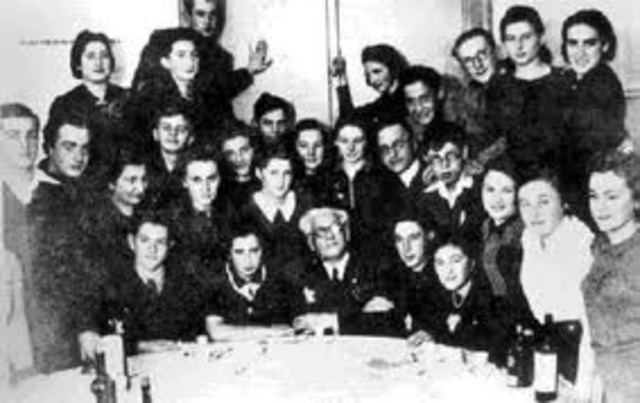 Jewish inmate escapes he then warns the Elders of the Council at Theresienstadt about Auschwitz.