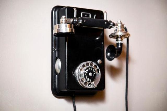 Inicios del telefono fijo