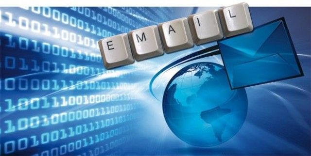 El correo electrónico se hace popular