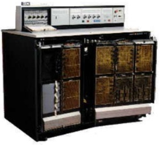 TERCERA GENERACIÓN (1964-1971)