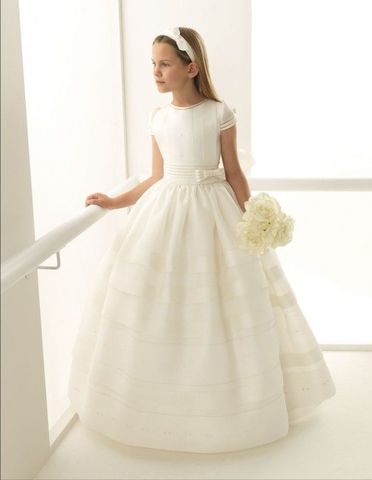 MI PRIMERA COMUNIÓN