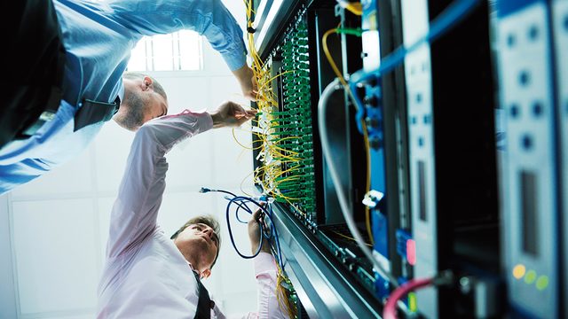 NUEVAS TECNOLOGÍAS EN LA EDUCACIÓN A DISTANCIA