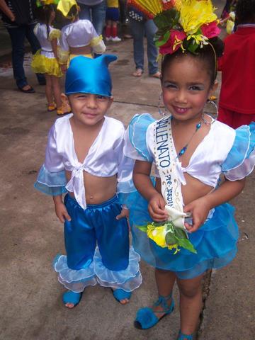 SU PRIMERA PRESENTACIÓN