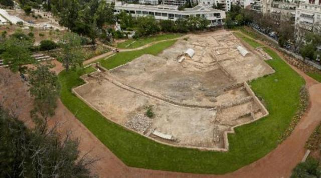 Aristotle founds the Lyceum in Athens