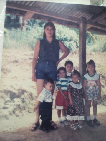 DE VISITA DONDE MI ABUELA