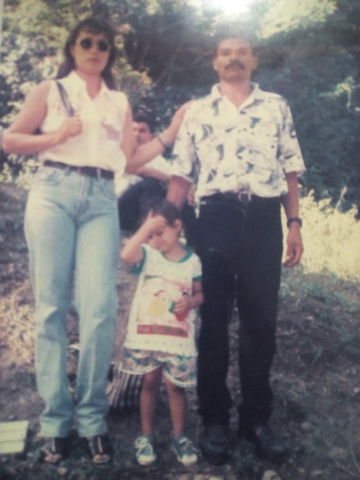 CON MI MAMA Y MI TIO