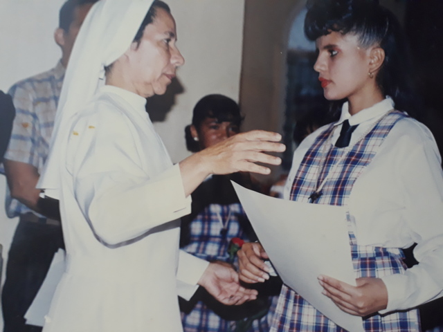 ME GRADÚO COMO BACHILLER COMERCIAL