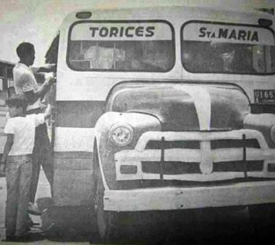 Buses de madera (CHIVA)