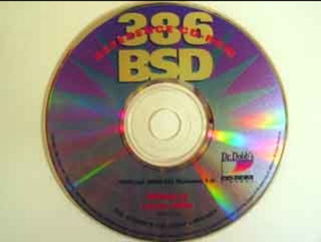 Se empieza a trabajar en 386BSD