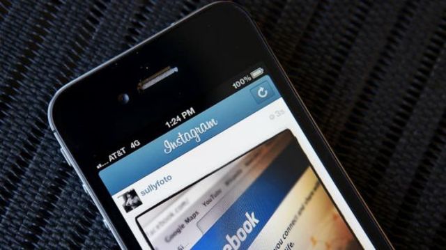 Facebook Buys Instagram