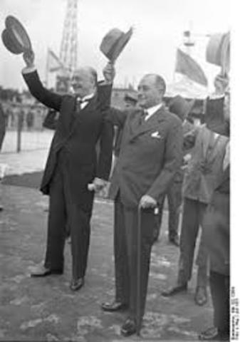 Bruning invokes the Article 48 of the constitution