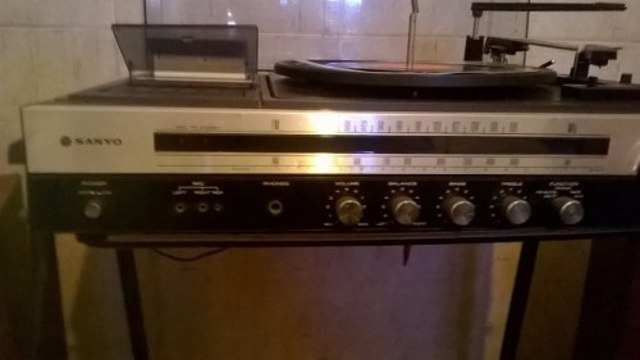 Tocadiscos combinado