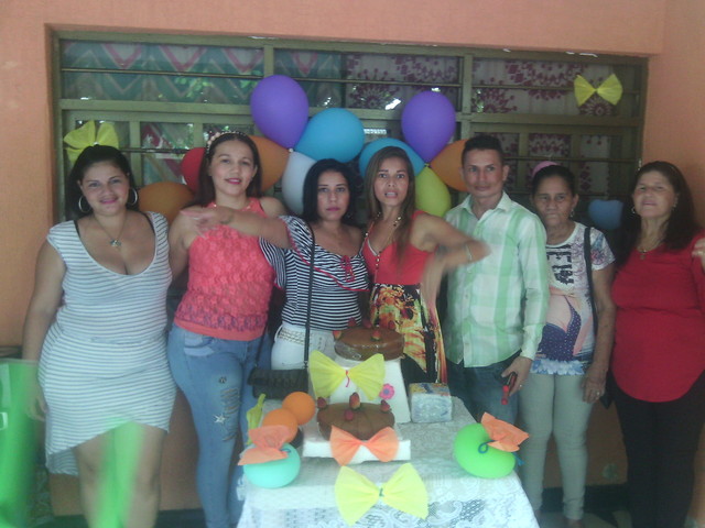 COMPARTIENDO EN FAMILIA