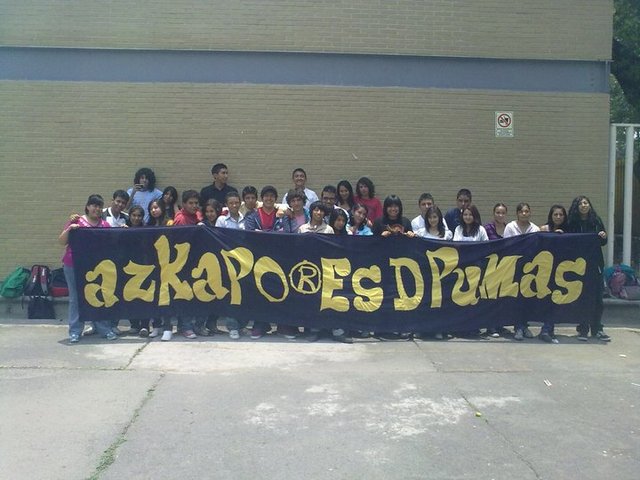 Entre a mi hermoso CCH Azcapotzalco donde encontré grandes amigos de vida y donde tuve experiencias inolvidables.