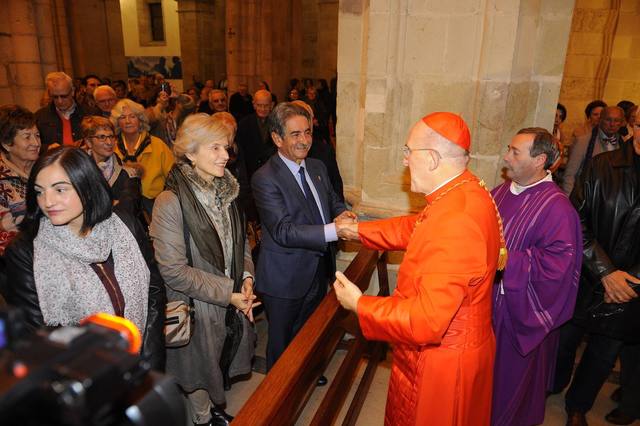 El padre Eudes recibe candidatos