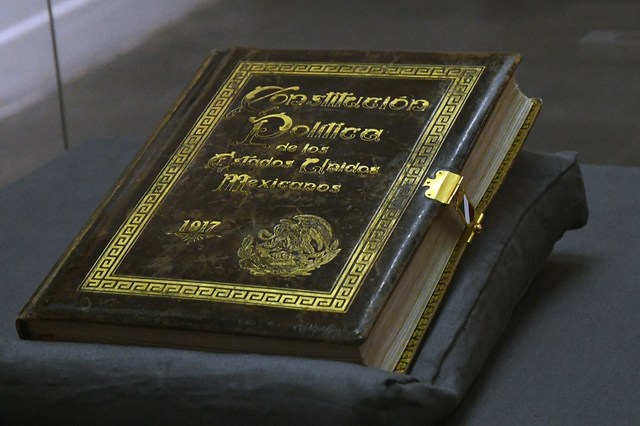 Constitución Mexicana 1917 y la política económica.