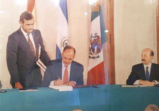 FIRMA DE LOS ACUERDOS DE PAZ