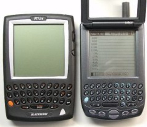 Octavo celular (Treo 180)