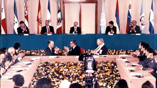 Firma de los Acuerdos de Paz
