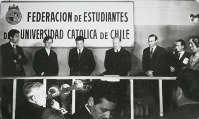 Alzamiento de carácter social y político.