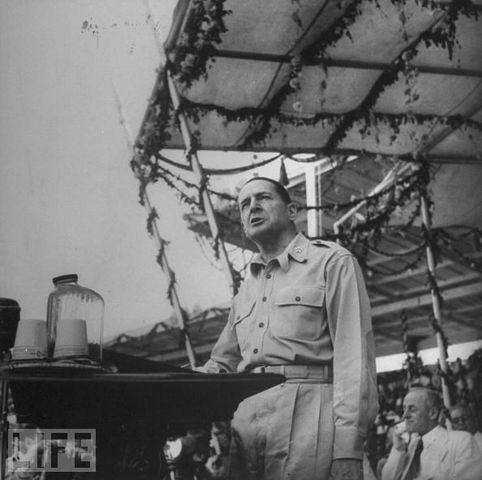 United States grants independence