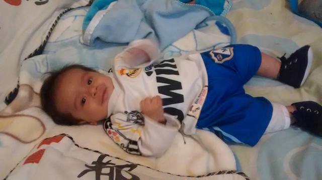 apoyando el equipo de futbol