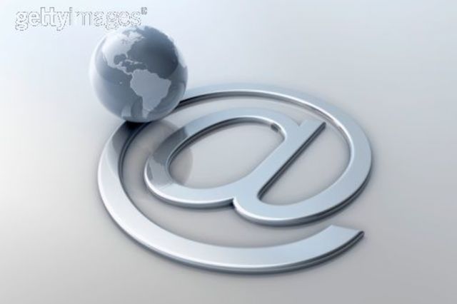 Emiten el primer correo electrónico