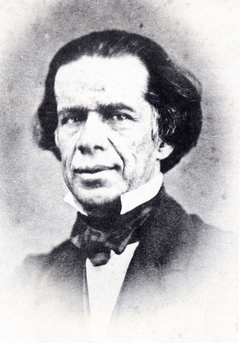 Melchor Ocampo observa un cometa en Michoacán