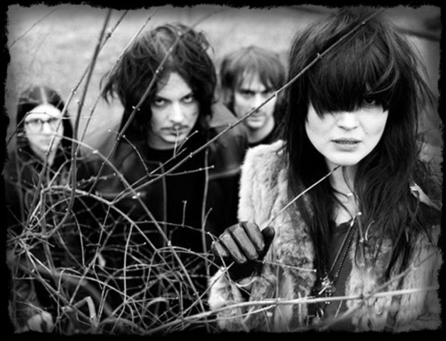 White forms The Dead Weather