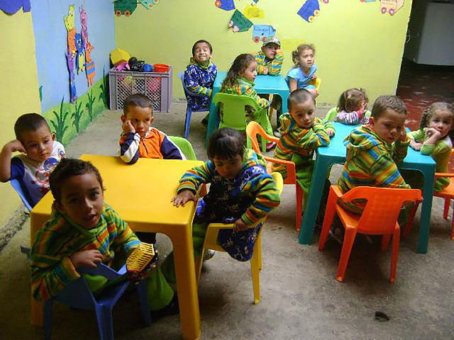 HOGARES COMUNITARIOS