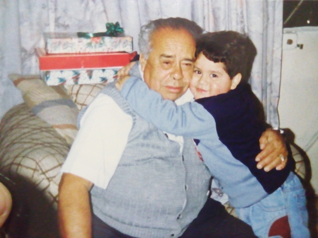 nace mi hermano julio