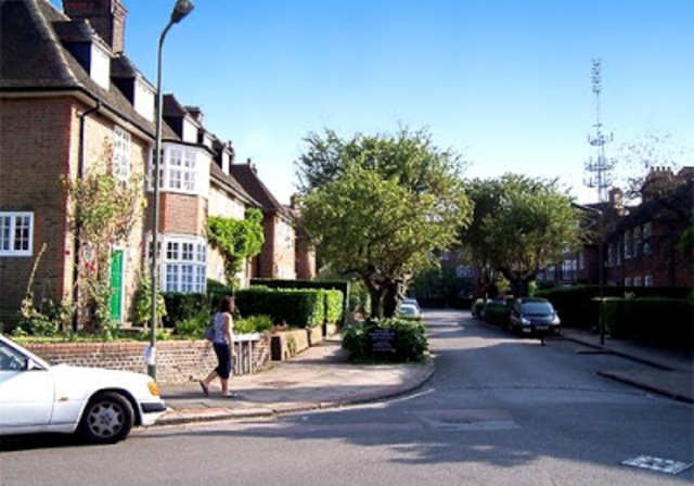 Sir Raymon Unwin: "La práctica del urbanismo"