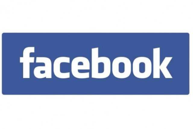 Nace Facebook