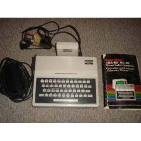 Venta de las primera microcomputadoras